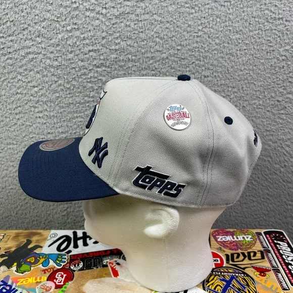 New York Yankees Mitchell & Ness Topps Pro Pinch Fit Cap Snapback - Picture 5 of 7